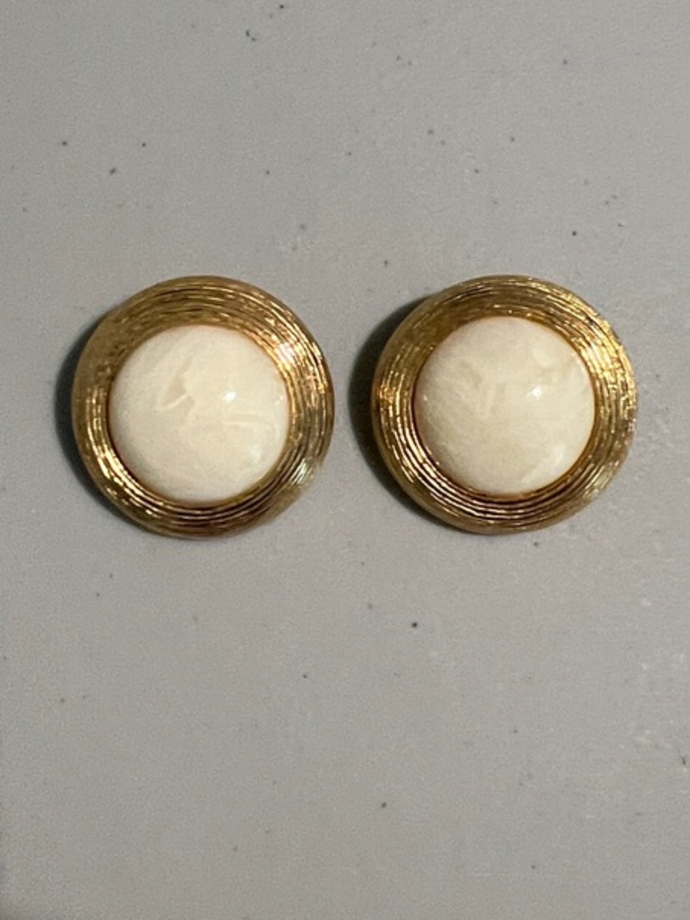 Vintage Liz Claiborne Gold Tone White Cabochon Clip On Earrings